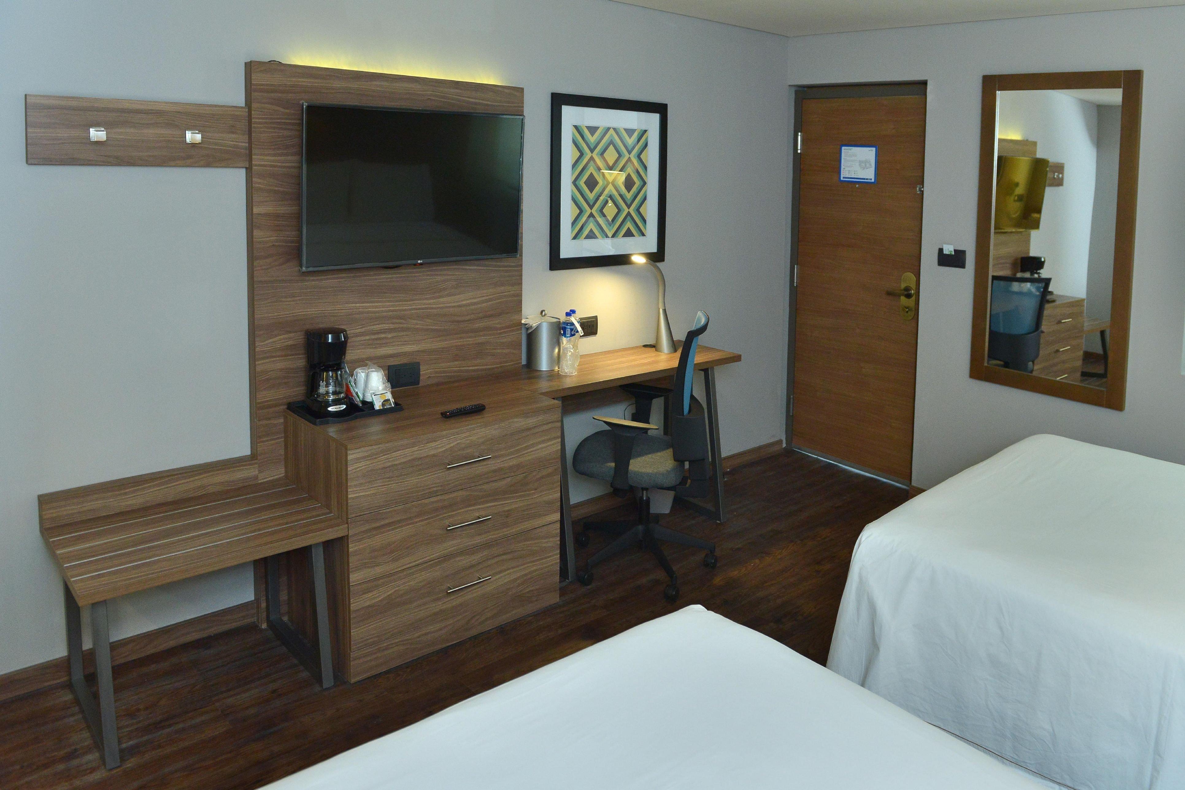 Holiday Inn Express Morelia By Ihg Екстер'єр фото