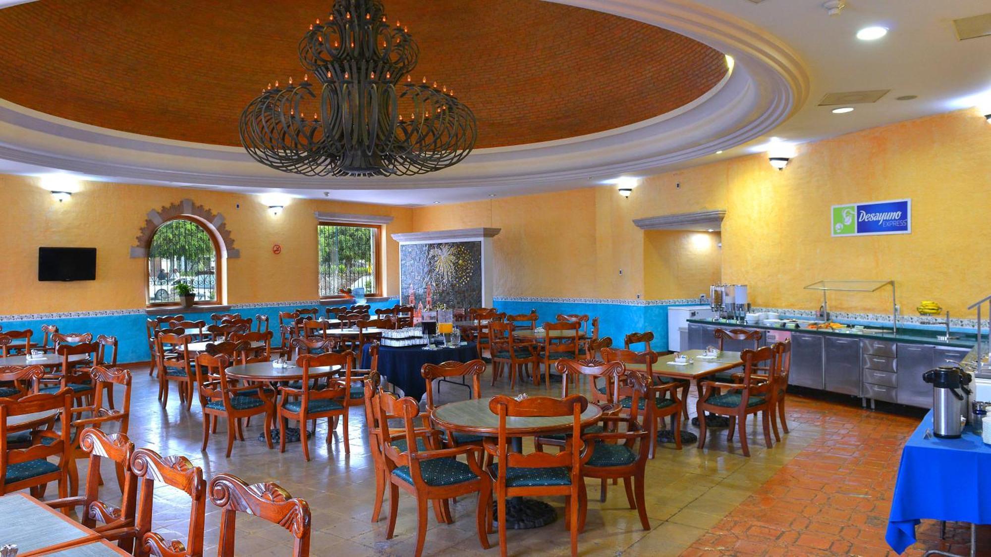 Holiday Inn Express Morelia By Ihg Екстер'єр фото